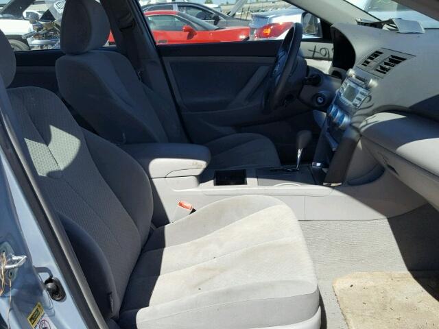4T1BE46K69U893349 - 2009 TOYOTA CAMRY BASE BLUE photo 5