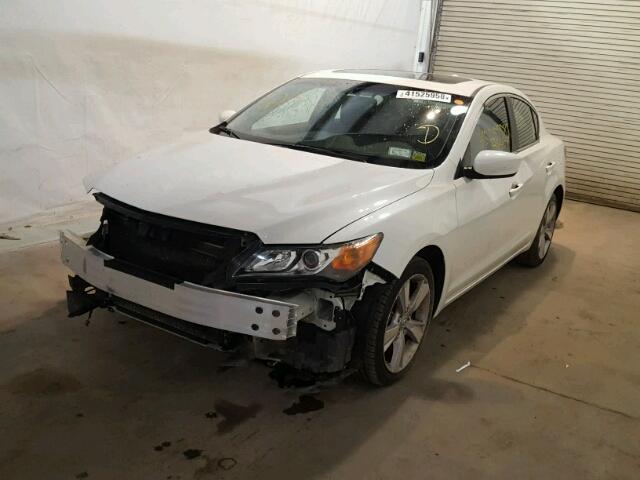 19VDE1F33EE006361 - 2014 ACURA ILX 20 WHITE photo 2