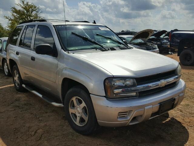 1GNDS13S462297079 - 2006 CHEVROLET TRAILBLAZE GRAY photo 1