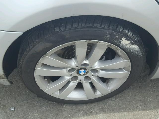 WBAVB17546NK32553 - 2006 BMW 325 I AUTO SILVER photo 9