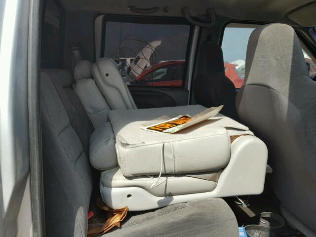 1FTNW20F22EA27128 - 2002 FORD F250 WHITE photo 6