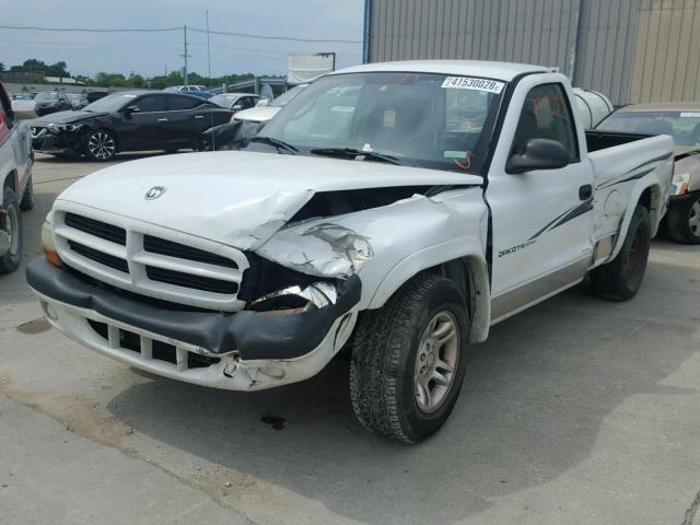 1B7FL36XX2S601401 - 2002 DODGE DAKOTA SPO WHITE photo 2