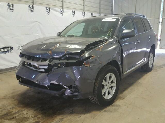 5TDZK3EH6CS087924 - 2012 TOYOTA HIGHLANDER GRAY photo 2