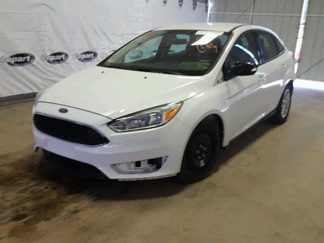 1FADP3F29FL270221 - 2015 FORD FOCUS WHITE photo 2