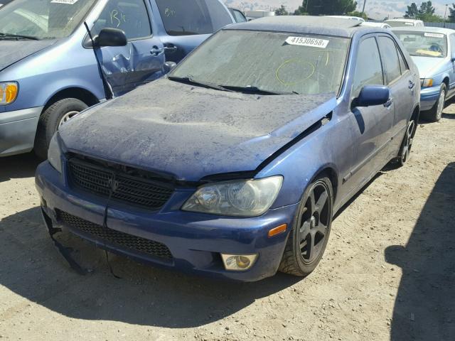 JTHBD192830072610 - 2003 LEXUS IS 300 BLUE photo 2