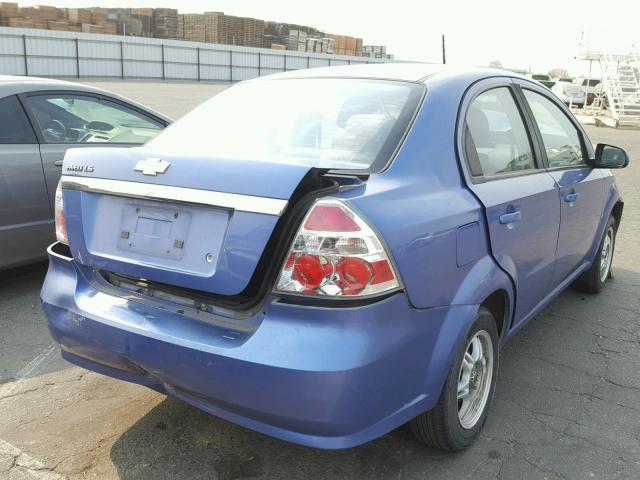 KL1TD56E79B367228 - 2009 CHEVROLET AVEO LS BLUE photo 4