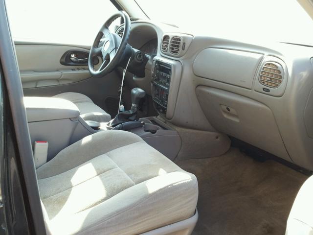 1GNDS13S162224512 - 2006 CHEVROLET TRAILBLAZE GRAY photo 5