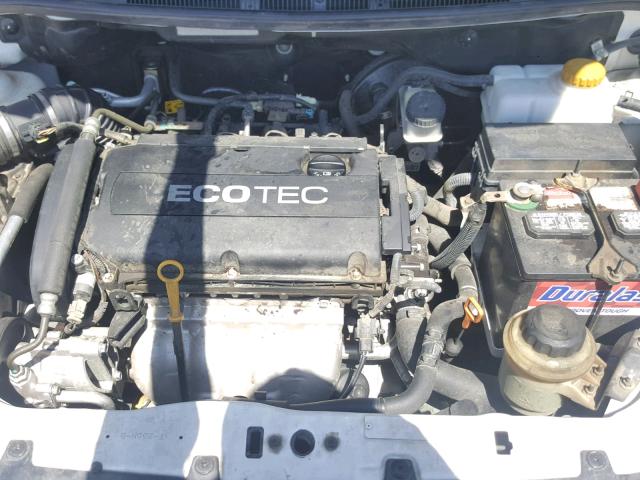 KL1TD5DE7AB067101 - 2010 CHEVROLET AVEO LS WHITE photo 7