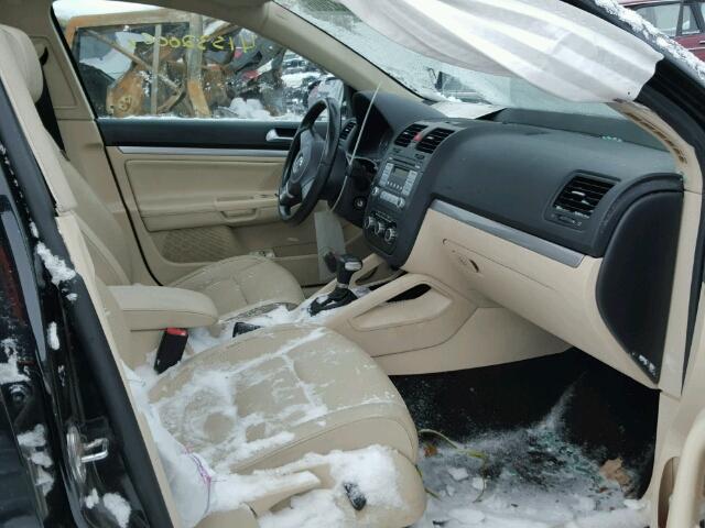 3VWRZ7AJ6AM130292 - 2010 VOLKSWAGEN JETTA SE 黑色 照片 5