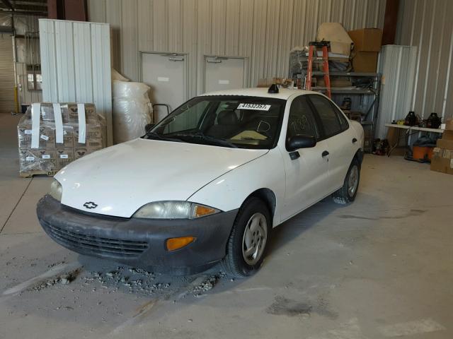 1G1JC5249W7287923 - 1998 CHEVROLET CAVALIER WHITE photo 2