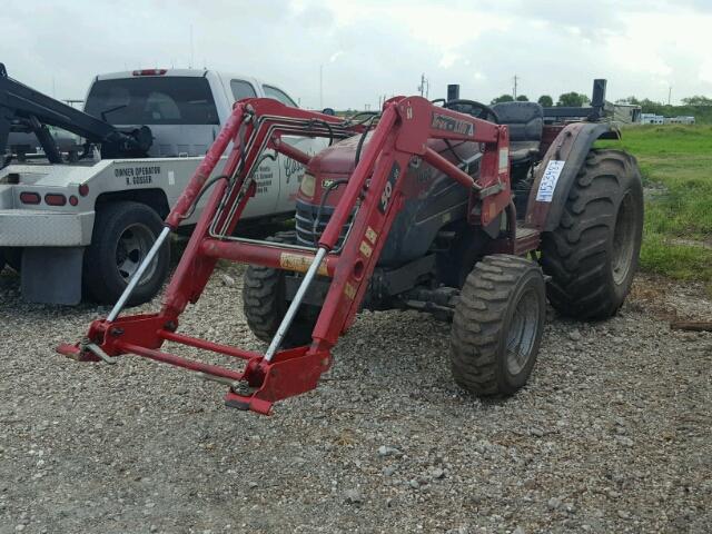 40NCX110079 - 2009 TRAC TRACTOR BURGUNDY photo 2