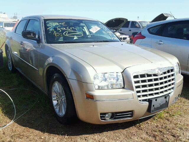 2C3KA53V09H607443 - 2009 CHRYSLER 300 GOLD photo 1