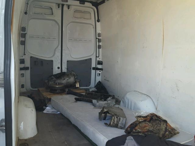 WDYPE8CC6D5732697 - 2013 FREIGHTLINER SPRINTER 2 WHITE photo 6
