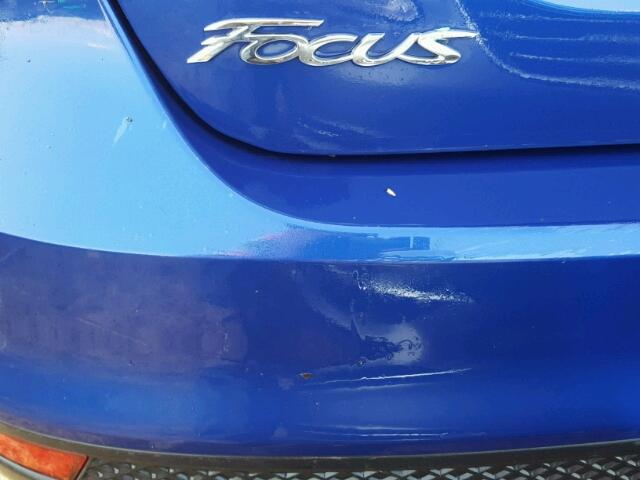 1FAHP3E21CL249961 - 2012 FORD FOCUS BLUE photo 9