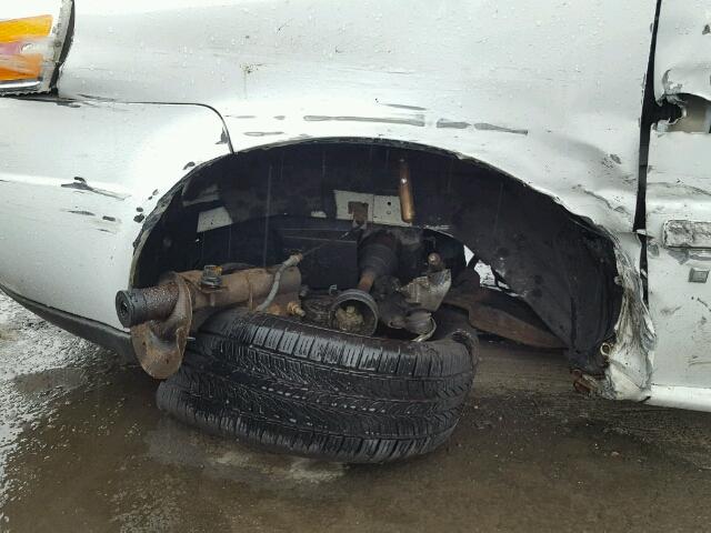 1GNDV331X8D188904 - 2008 CHEVROLET UPLANDER L 白色 照片 10