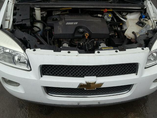 1GNDV331X8D188904 - 2008 CHEVROLET UPLANDER L 白色 照片 7