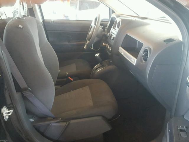 1C4NJCBA2HD123104 - 2017 JEEP COMPASS SP 黑色 照片 5