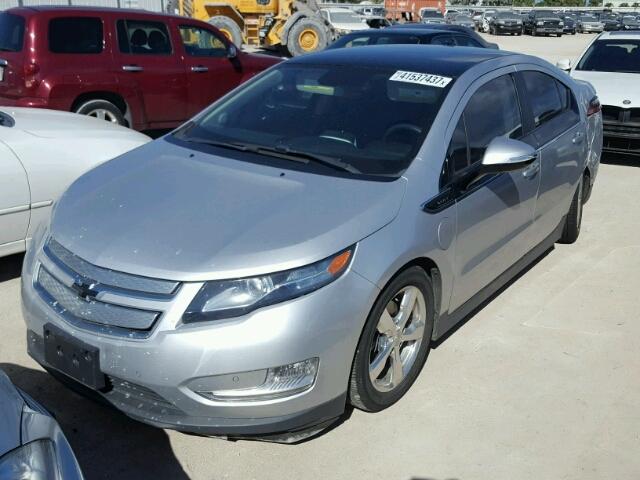 1G1RA6E46CU104064 - 2012 CHEVROLET VOLT SILVER photo 2