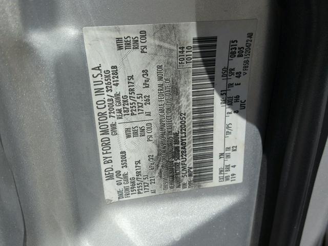 5LMFU28A0YLJ20052 - 2000 LINCOLN NAVIGATOR Grau Foto 10