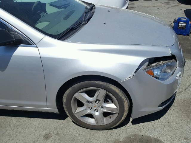 1G1ZA5E0XCF369842 - 2012 CHEVROLET MALIBU LS Күміс фото 9