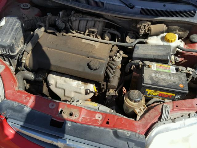 KL1TD62635B317103 - 2005 CHEVROLET AVEO BASE Czerwony zdjęcie 7
