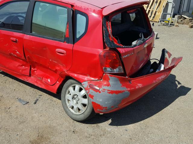 KL1TD62635B317103 - 2005 CHEVROLET AVEO BASE Czerwony zdjęcie 9