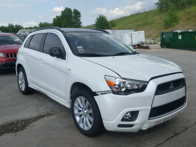 JA4AP4AU8BZ013810 - 2011 MITSUBISHI OUTLANDER WHITE photo 1