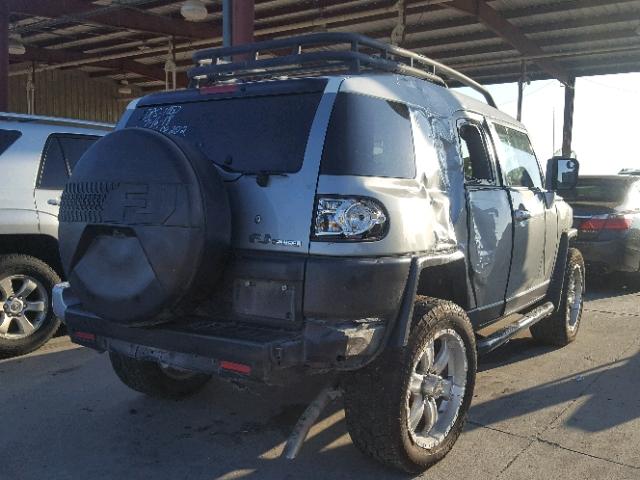 JTEBU4BF3AK094334 - 2010 TOYOTA FJ CRUISER SILVER photo 4