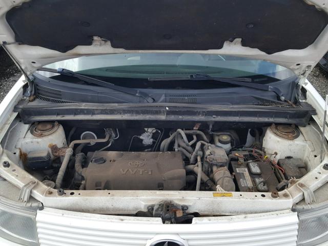 JTLKT324464115398 - 2006 TOYOTA SCION WHITE photo 7