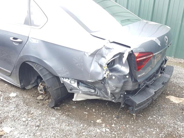 1VWDT7A39HC011340 - 2017 VOLKSWAGEN PASSAT R-L 灰色 照片 9