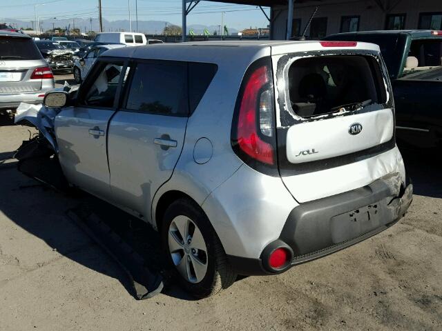 KNDJN2A26E7701061 - 2014 KIA SOUL SILVER photo 3