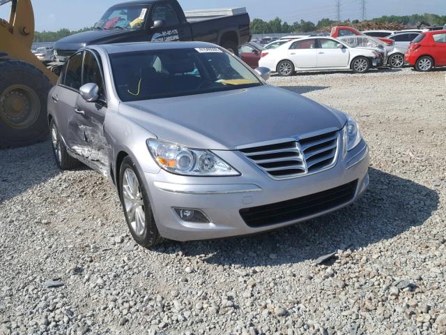 KMHGC4DF5AU092658 - 2010 HYUNDAI GENESIS 4. SILVER photo 1