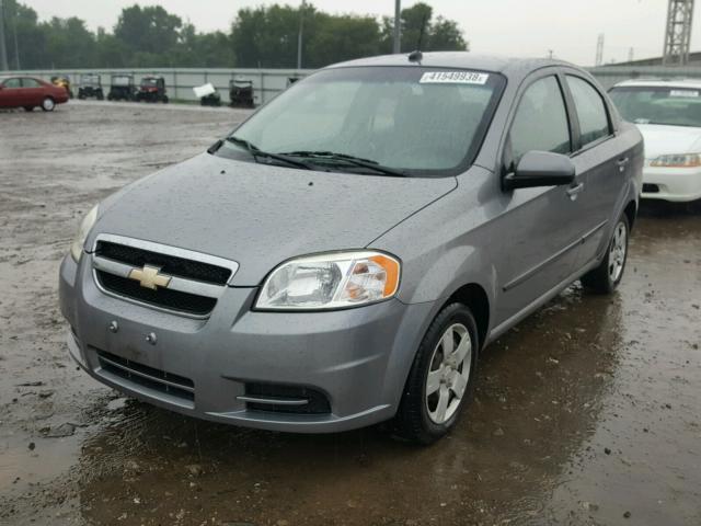 KL1TD5DE7BB177292 - 2011 CHEVROLET AVEO LS GRAY photo 2
