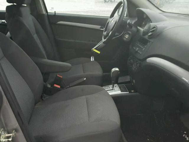 KL1TD5DE7BB177292 - 2011 CHEVROLET AVEO LS GRAY photo 5