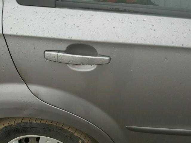 KL1TD5DE7BB177292 - 2011 CHEVROLET AVEO LS GRAY photo 9