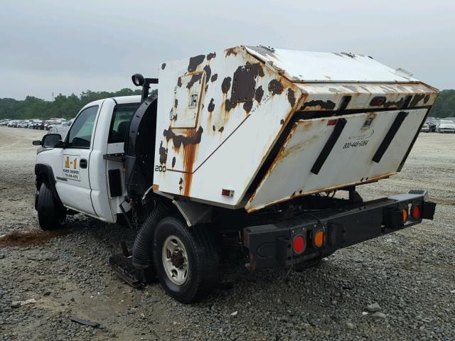 1GDHC24U63E340176 - 2003 GMC SIERRA C25 WHITE photo 3