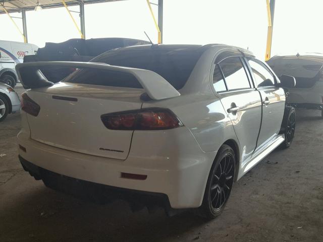 JA32W8FV3EU008634 - 2014 MITSUBISHI LANCER EVO WHITE photo 4