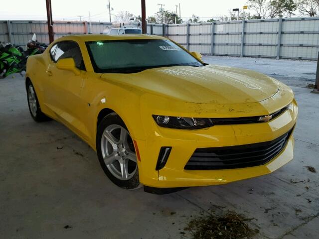 1G1FB1RX2H0213160 - 2017 CHEVROLET CAMARO LT YELLOW photo 1