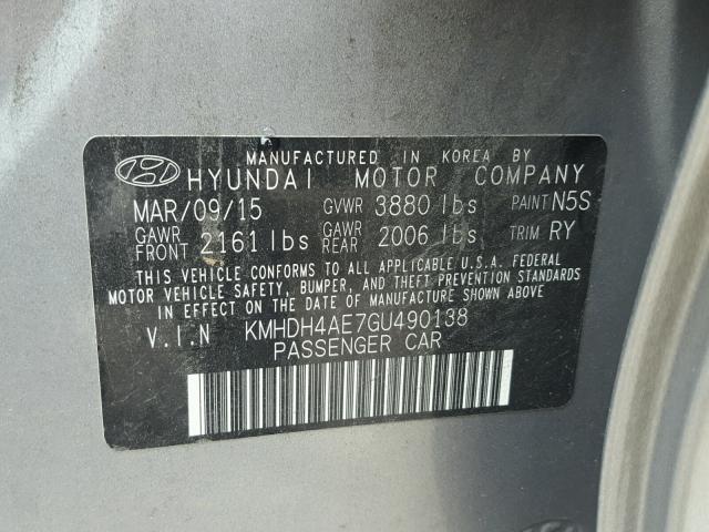 KMHDH4AE7GU490138 - 2016 HYUNDAI ELANTRA SE GRAY photo 10