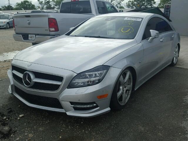 WDDLJ7DBXCA040945 - 2012 MERCEDES-BENZ CLS SILVER photo 2