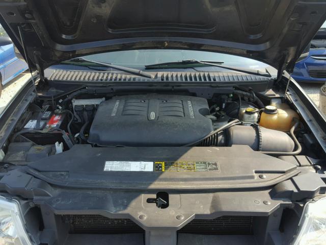 5LMFU28R83LJ45585 - 2003 LINCOLN NAVIGATOR 黑色 照片 7