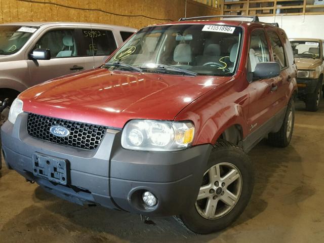 1FMYU96H76KD37105 - 2006 FORD ESCAPE HEV RED photo 2