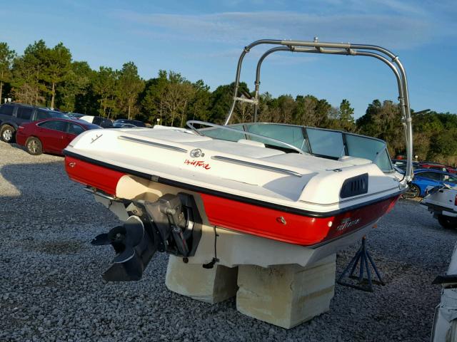 FGB815251293 - 1993 CHAP BOAT წითელი ფოტო 4