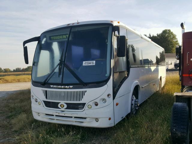 4KAANAAN67A360408 - 2007 IC CORPORATION 3000 თეთრი ფოტო 3