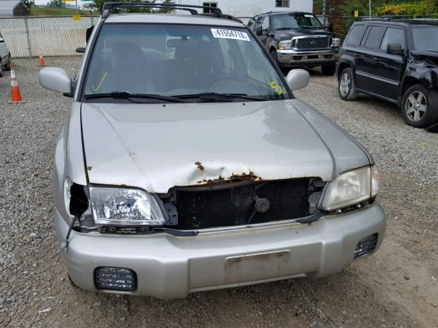 JF1SF65631H732834 - 2001 SUBARU FORESTER S SILVER photo 9