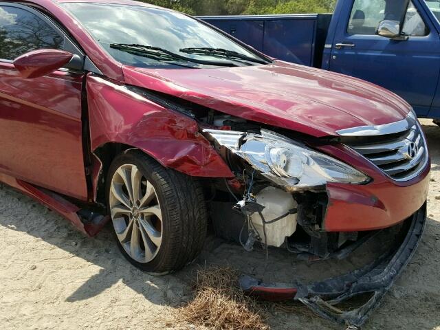 5NPEC4AC8EH853351 - 2014 HYUNDAI SONATA SE RED photo 9