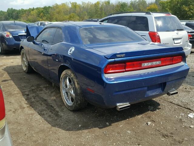 2B3LJ44V79H577223 - 2009 DODGE CHALLENGER BLUE photo 3