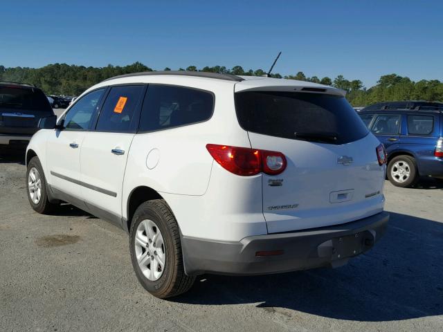 1GNER13D69S142832 - 2009 CHEVROLET TRAVERSE L WHITE photo 3