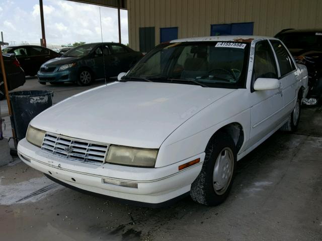 1G1LD5546SY311455 - 1995 CHEVROLET CORSICA WHITE photo 2