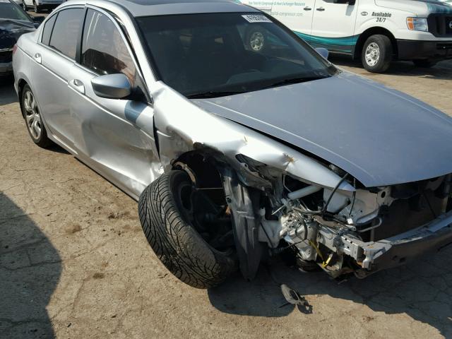 1HGCP2F89AA105750 - 2010 HONDA ACCORD SILVER photo 1